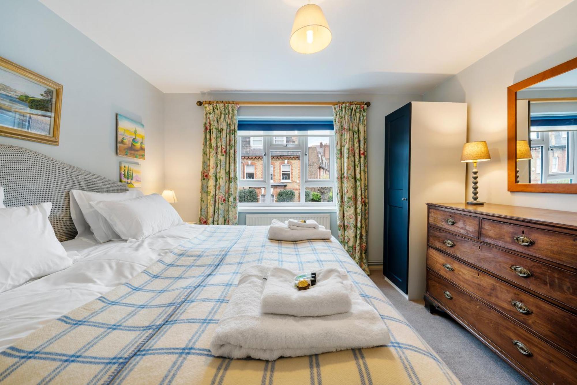 Апартаменти Bright & Cosy Gem ~ Battersea Park View ~ King Bed Лондон Екстер'єр фото
